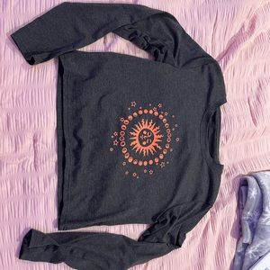 cropped long sleeve shirt